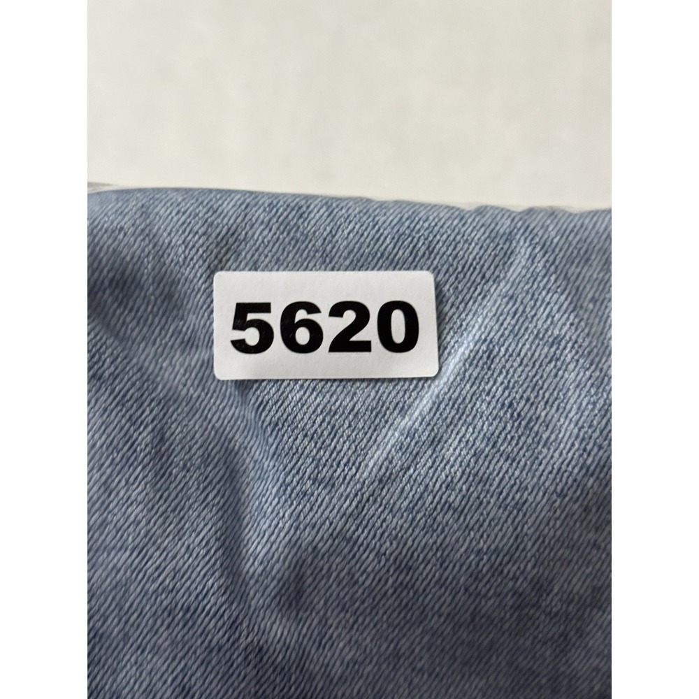 Levis Jeans Womens 23 Blue Ribcage Straight Button Fly Medium Wash Denim 23x26‎ - Picture 9 of 9